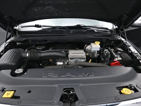 Used 2024 RAM 1500 Laramie image 25