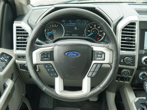 Used 2016 Ford F150 Lariat w/ Equipment Group 502A Luxury AWD/4WD image 27