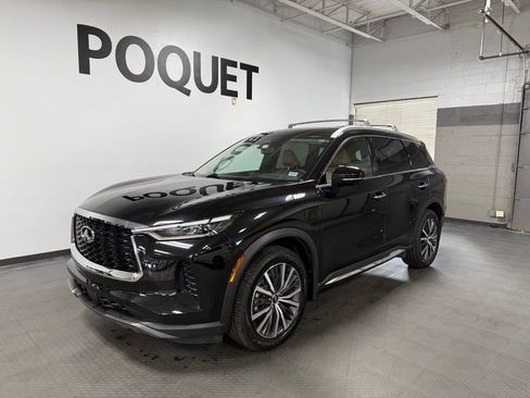 Used 2023 INFINITI QX60 Sensory w/ Vision Package AWD/4WD image 2