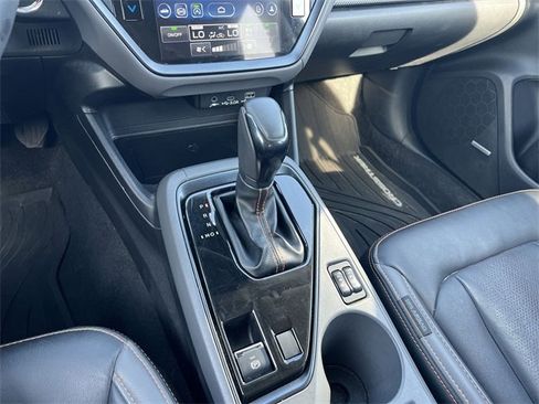 Certified 2025 Subaru Crosstrek 2.5i Limited w/ Popular Package #4A image 18