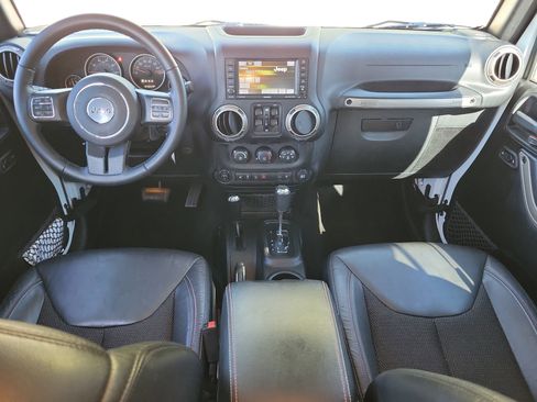 Used 2017 Jeep Wrangler 75th Anniversary image 10