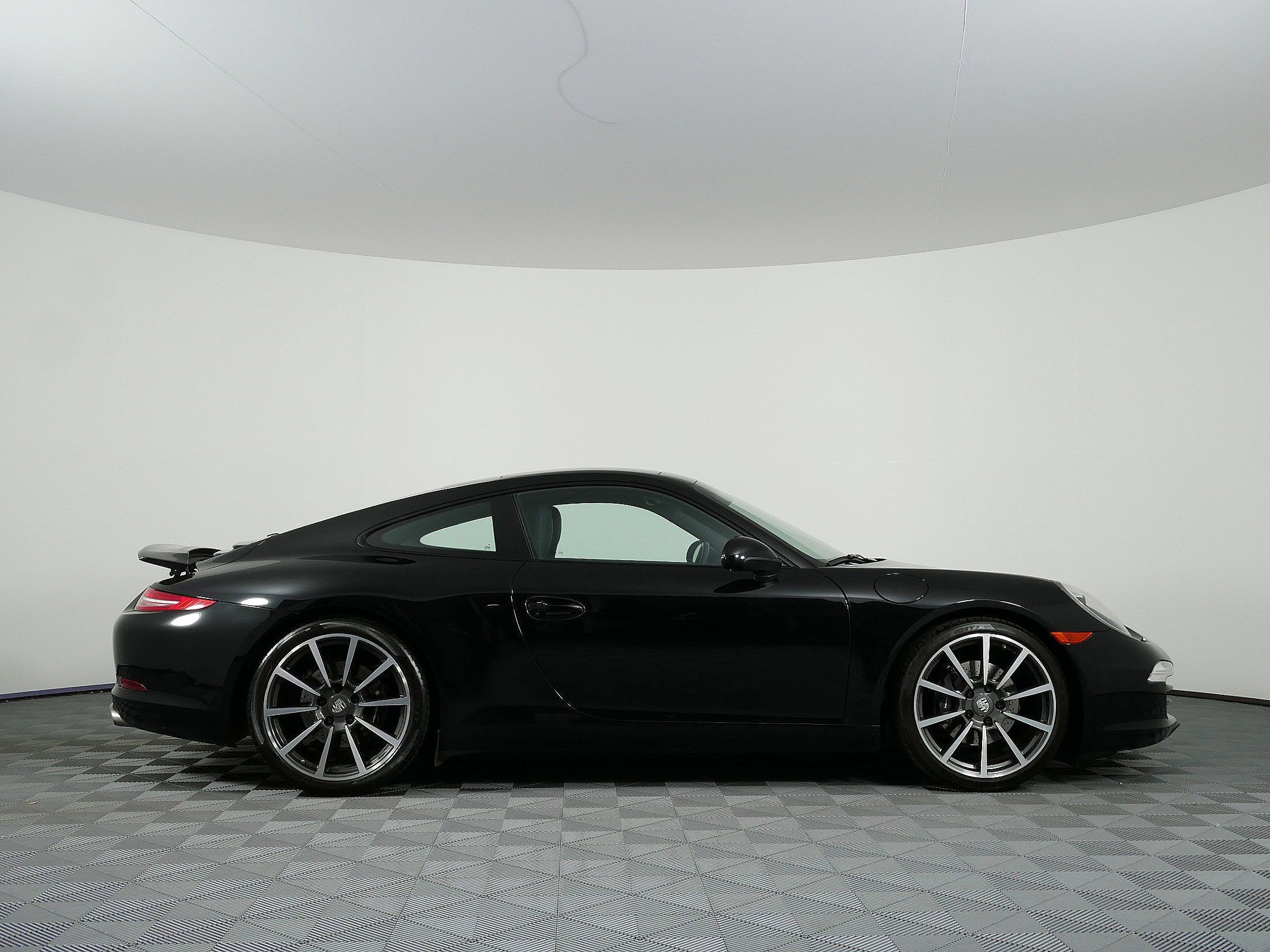Used 2013 Porsche 911 Carrera RWD image 6