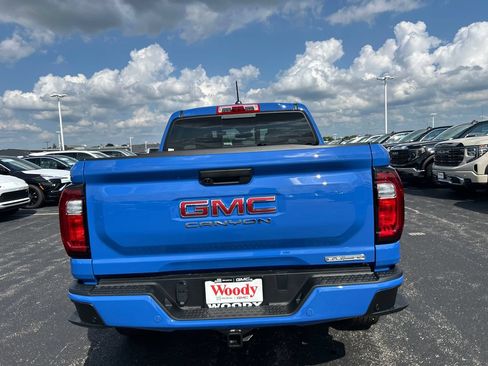 New 2026 GMC Canyon Elevation AWD/4WD image 9