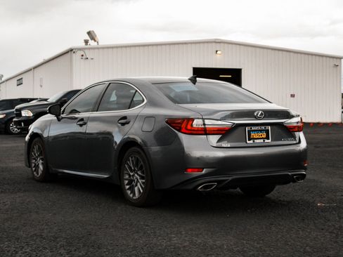 Used 2018 Lexus ES 350 w/ Navigation System Package FWD image 7