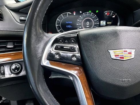 Used 2016 Cadillac Escalade Luxury image 11
