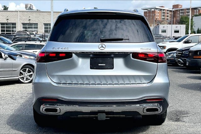 Certified 2025 Mercedes-Benz GLS 450 4MATIC w/ AMG Line Exterior image 3