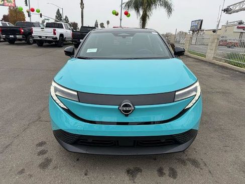 New 2026 Nissan Leaf SV+ w/ Floor Mat Package (SV+) image 2