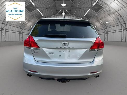 Used 2011 Toyota Venza w/ Convenience Pkg FWD image 4