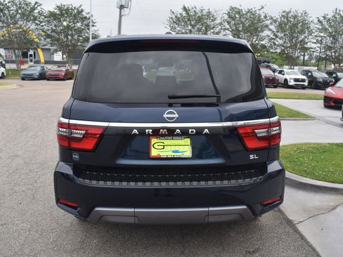 Used 2024 Nissan Armada SL w/ Captain's Chairs Package RWD image 10