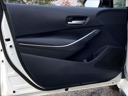 Used 2021 Toyota Corolla SE image 20