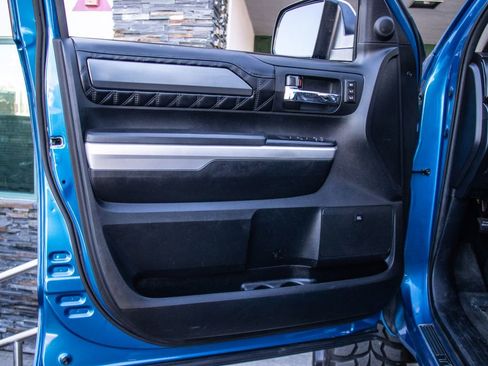 Used 2017 Toyota Tundra Platinum image 9