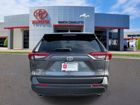 Used 2023 Toyota RAV4 XLE w/ Convenience Package FWD image 5