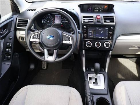 Used 2018 Subaru Forester 2.5i Premium AWD/4WD image 24