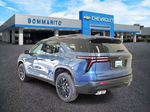 New 2026 Chevrolet Traverse LT w/ Midnight/Sport Edition image 3