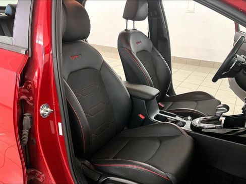 Used 2023 Kia Forte GT image 29