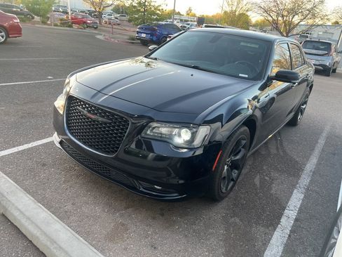 Used 2022 Chrysler 300 S image 2