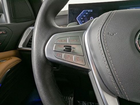 Used 2025 BMW X7 xDrive40i w/ Parking Assistance Package AWD/4WD image 27