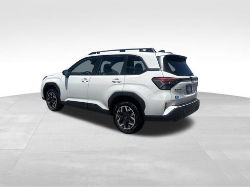 Used 2026 Subaru Forester AWD/4WD image 6