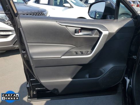 Used 2024 Toyota RAV4 XLE image 19