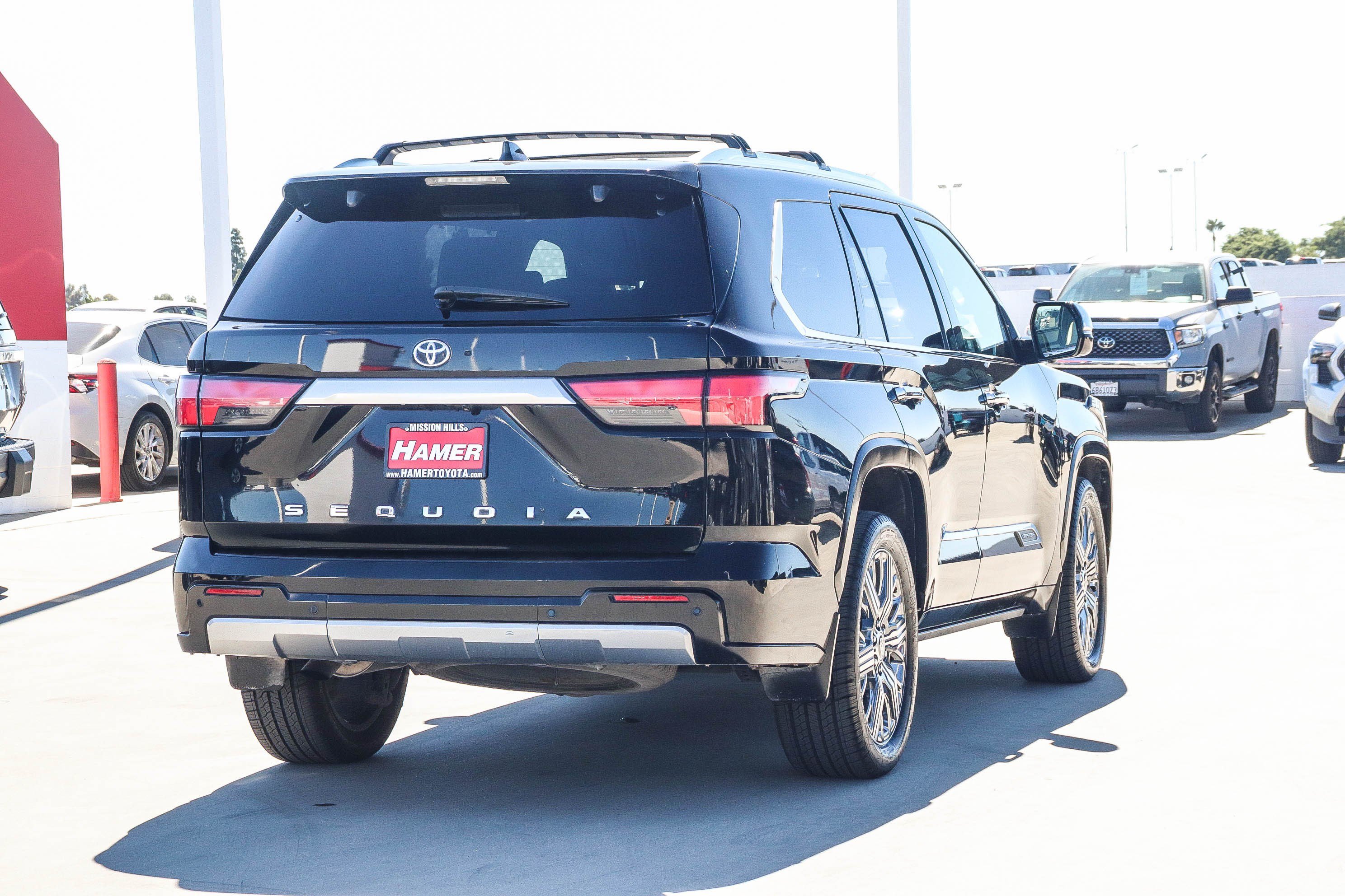 Certified 2023 Toyota Sequoia Capstone AWD/4WD image 7