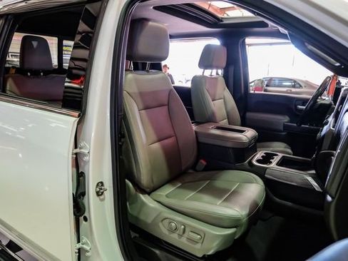 Used 2022 Chevrolet Silverado 3500 LTZ w/ LTZ Convenience Package image 35