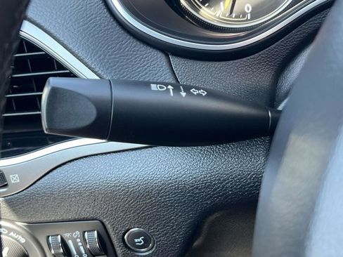 Certified 2021 Jeep Cherokee Limited image 22