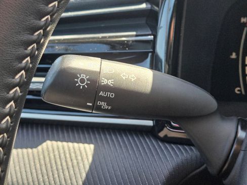 Used 2025 Toyota Camry SE FWD image 24