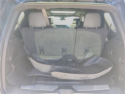 Used 2021 GMC Yukon Denali w/ LPO, Illumination Package image 11