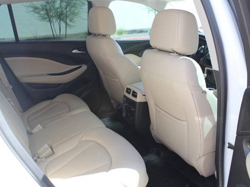 Used 2020 Buick Envision Essence image 10