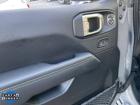 Used 2022 Jeep Wrangler Unlimited Sahara w/ Cold Weather Group image 24