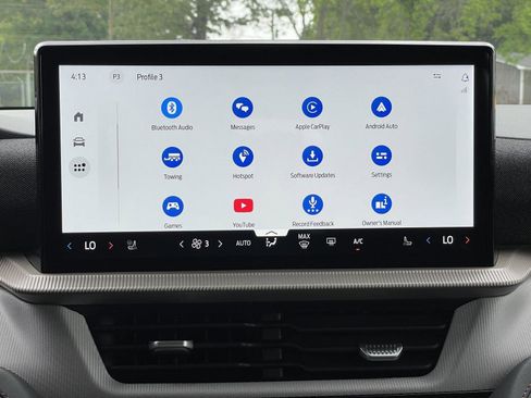 Used 2025 Ford Explorer Active w/ Active Comfort Package AWD/4WD image 21