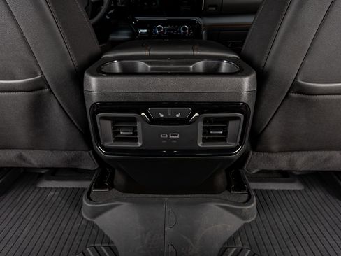 Used 2024 GMC Sierra 2500 AT4 w/ AT4 Premium Plus Package image 33