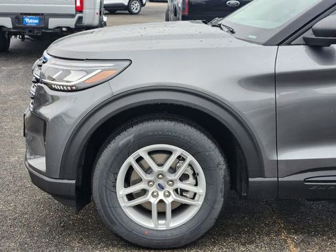 New 2026 Ford Explorer Active RWD image 9