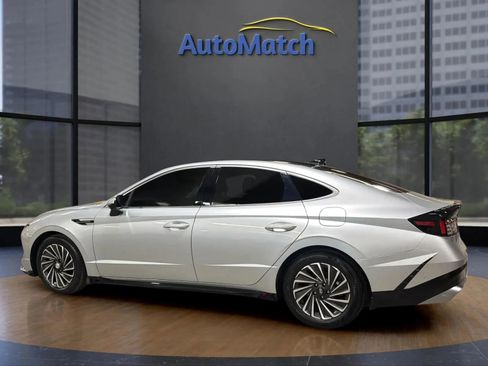 Used 2025 Hyundai Sonata Limited image 8