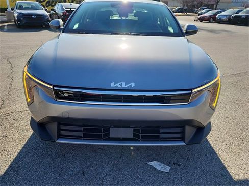 New 2025 Kia K4 EX image 8