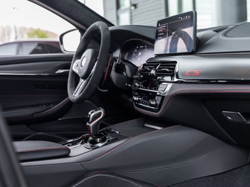 Used 2022 BMW M5 CS image 57