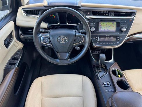 Used 2013 Toyota Avalon XLE Touring FWD image 23