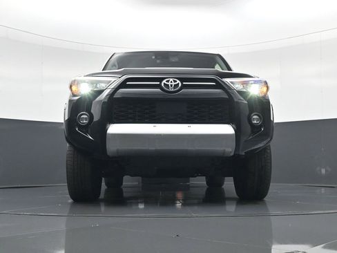 Used 2023 Toyota 4Runner TRD Off-Road Premium image 16