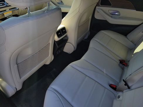 New 2026 Mercedes-Benz GLE 450 4MATIC Coupe image 9