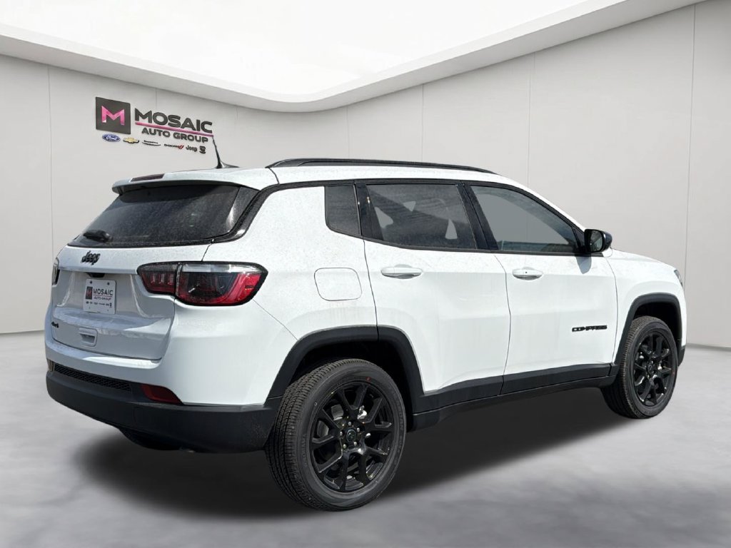 New 2026 Jeep Compass Latitude AWD/4WD image 7