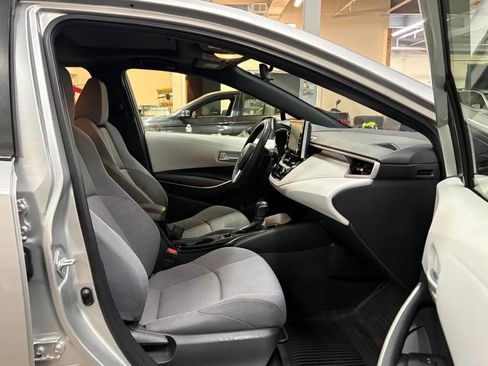 Used 2020 Toyota Corolla SE image 17