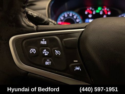 Used 2022 Chevrolet Equinox LT FWD image 17