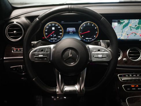 Used 2019 Mercedes-Benz E 63 AMG S image 15