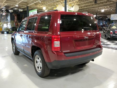 Used 2016 Jeep Patriot Sport w/ Power Value Group image 10
