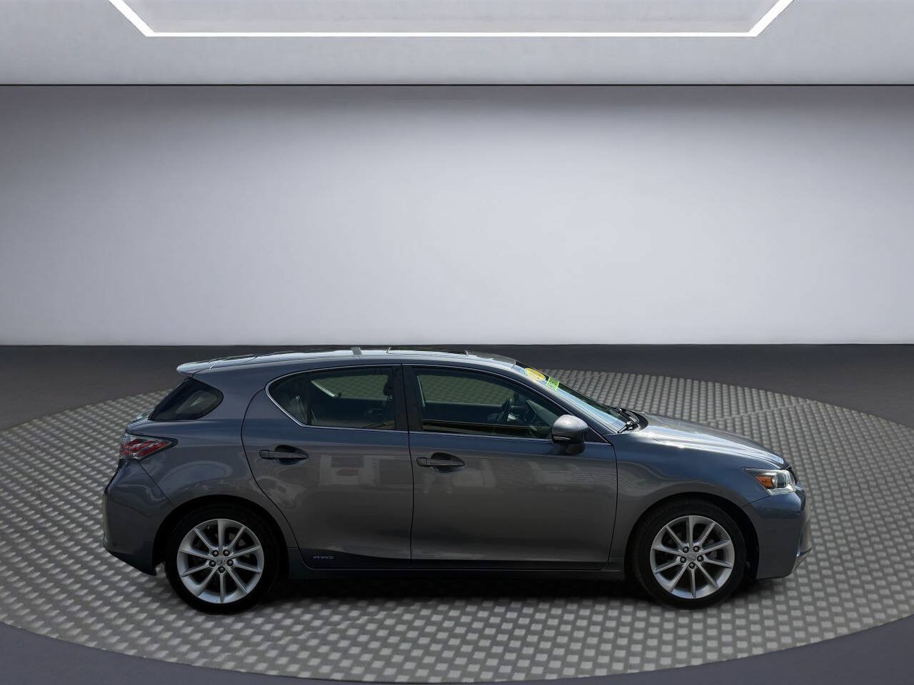 Used 2013 Lexus CT 200h FWD image 8