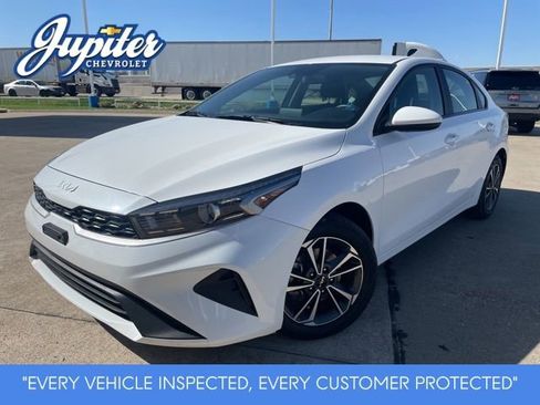 Used 2024 Kia Forte LXS image 1