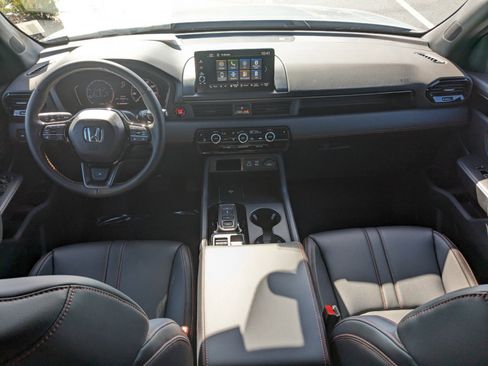 New 2025 Honda Pilot TrailSport image 16