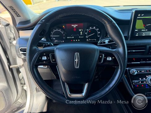 Used 2022 Lincoln Corsair Standard w/ Premium Package image 20