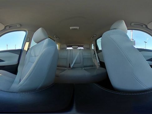 Used 2025 Nissan Rogue SV FWD image 44