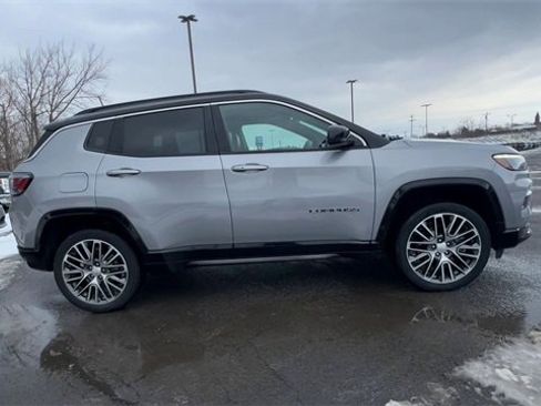 Used 2023 Jeep Compass Limited w/ Elite Group image 9